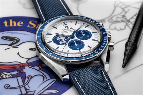 omega speedmaster silver snoopy watch.